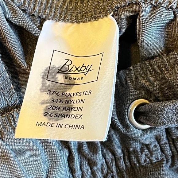 BIXBY NOMAD Boys 10 Athletic Sports Shorts Nylon Gray Drawstring Pockets - Picture 7 of 7